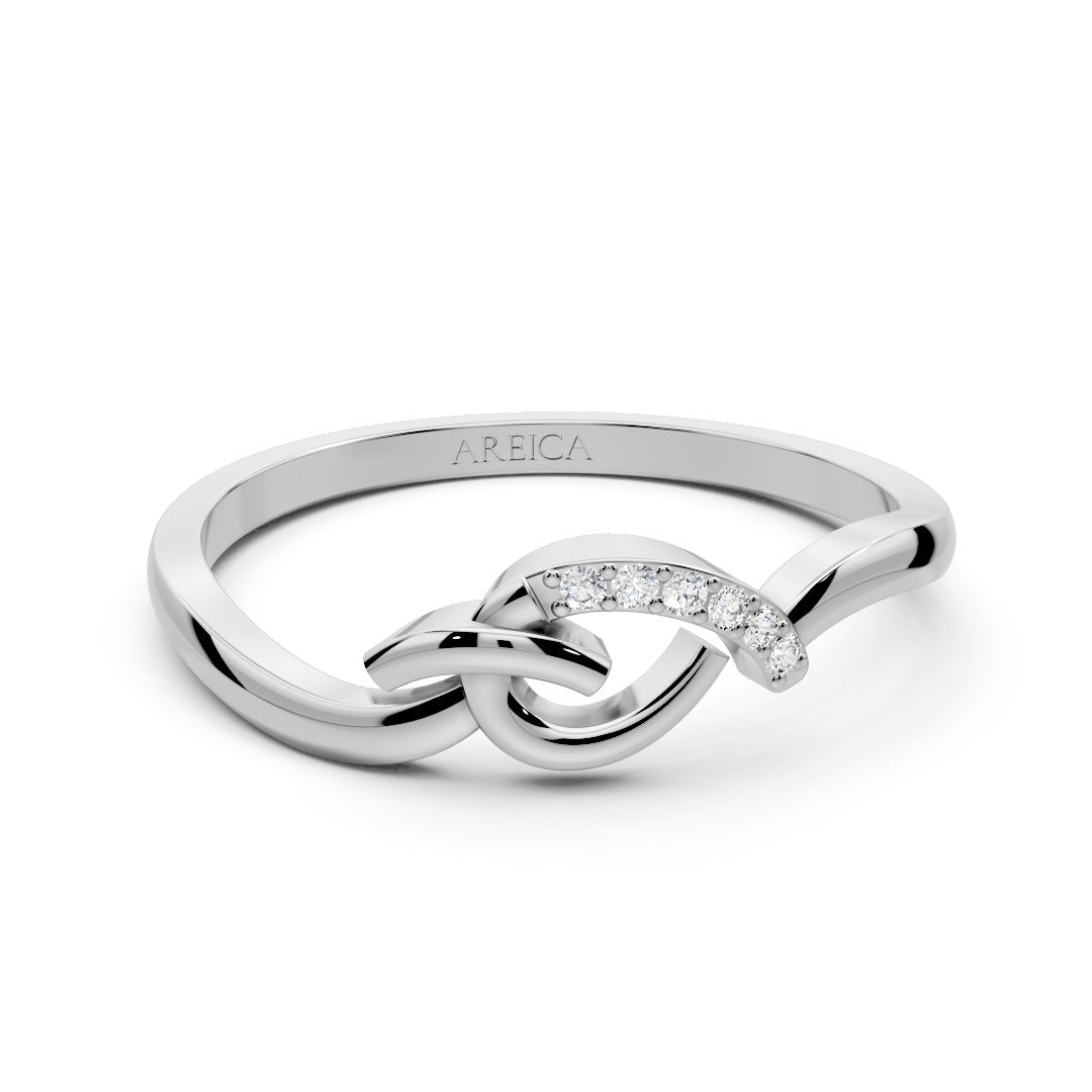 Eterna Diamond Ring