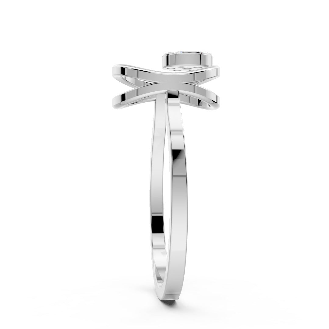 Circular Grace Diamond Ring